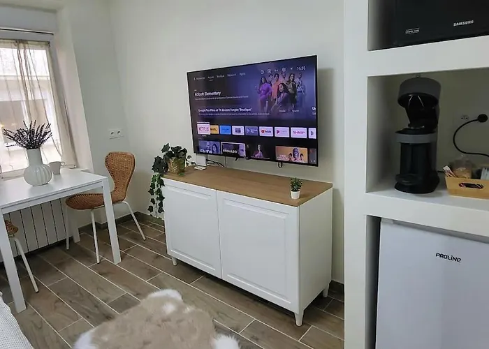 Romance Studio Hyper Centre